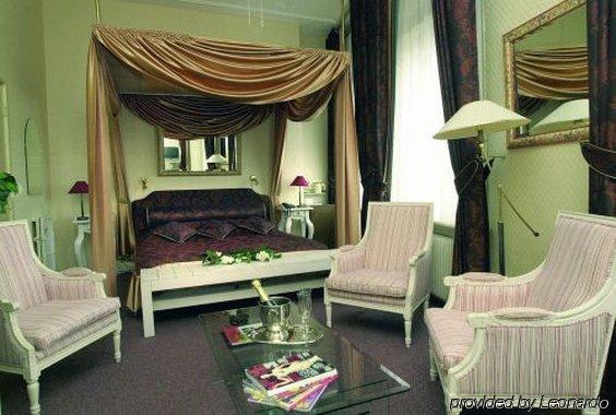 Hotel Dordrecht Szoba fotó