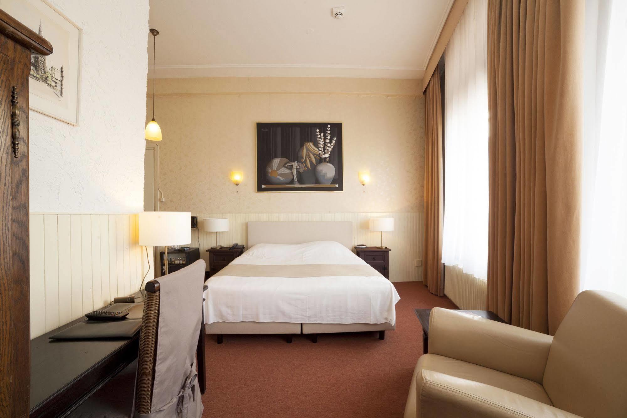 Hotel Dordrecht Kültér fotó