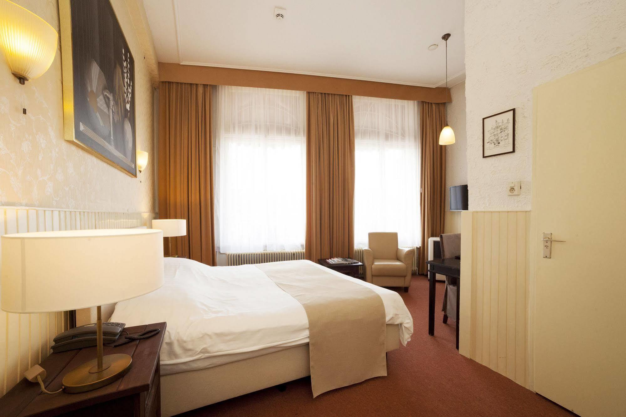 Hotel Dordrecht Kültér fotó