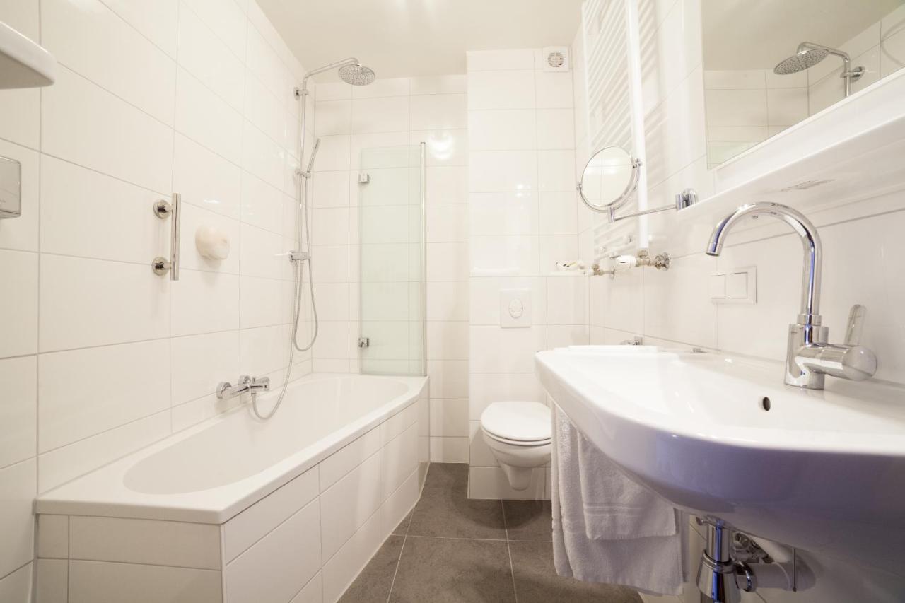 Hotel Dordrecht Szoba fotó